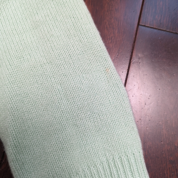 J.Crew Cashmere Puff Sleeve Sweater - RARE - Picture 4 of 4